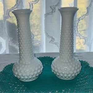Vintage Set of 2 Elegant White Milk Glass Hobnail Vases 7.5” tall E.O. Brody USA